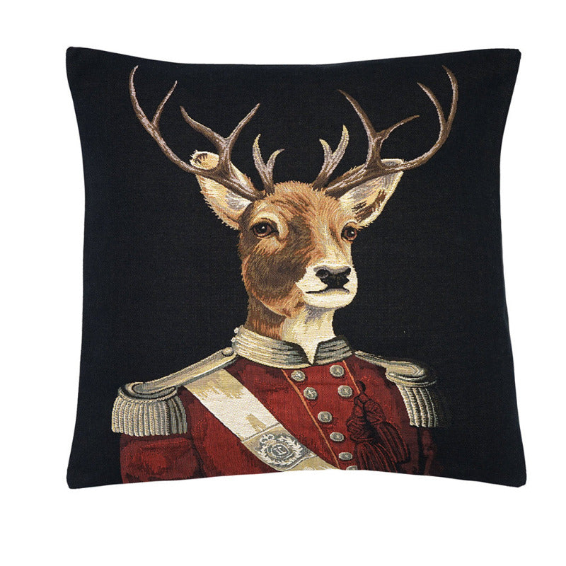 Hirsch in roter Paradeuniform Zierkissen