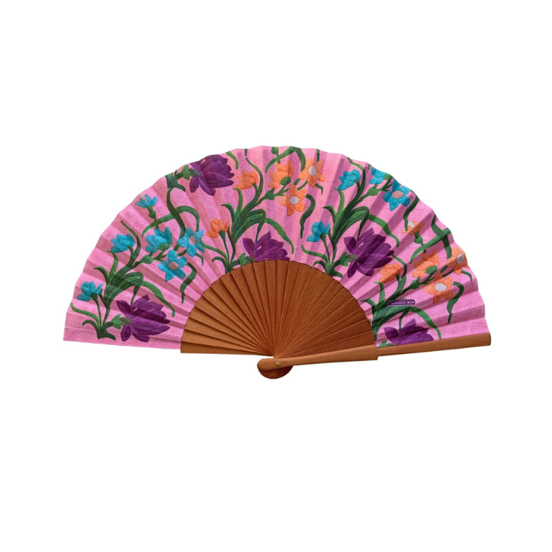 Fächer mit bunten Blumen auf pink