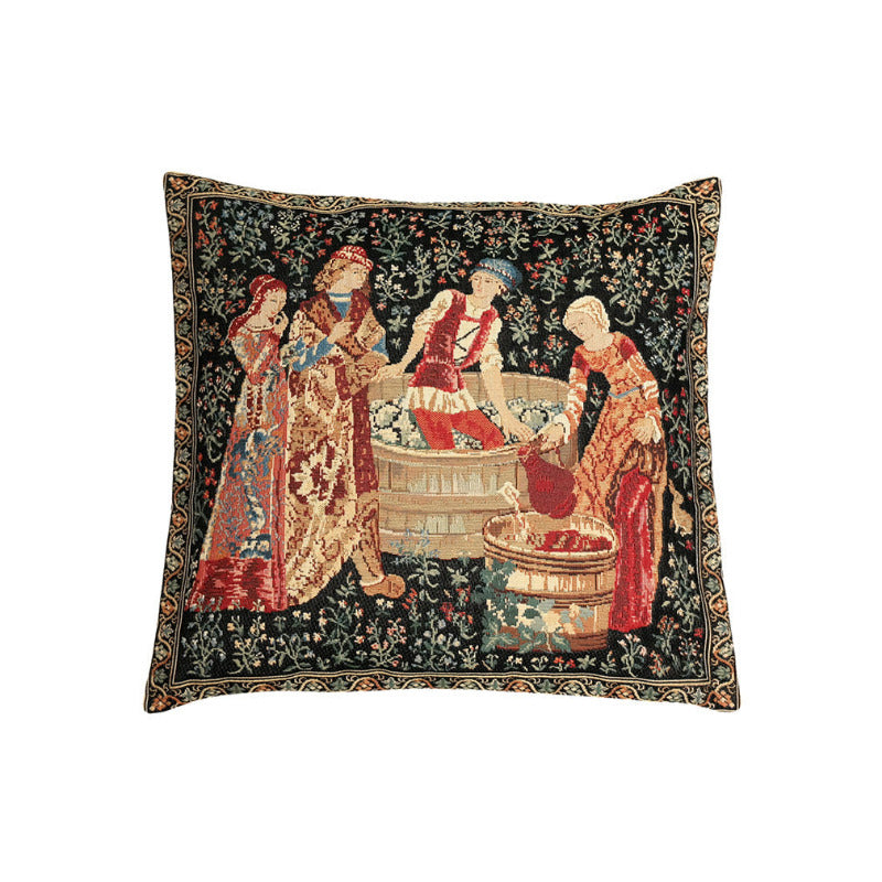 Gobelin Kissenhülle „Das Weinstampfen“ im Millefleur-Stil. 33x33 cm, Belgien.