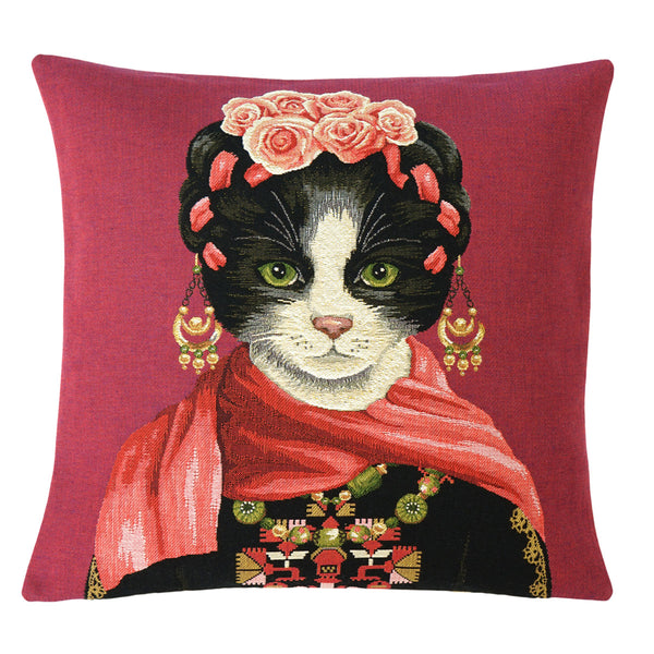 Gobelinkissen schwarz weiße Katze mit Haarschmuck aus roten Rosen großen Ohrhängern und rotem Schal Frida Kahlo Cat