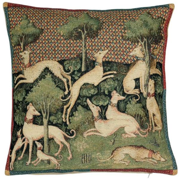 Gobelinkissen mit vielen englischen Windhunden, die im Garten tollen