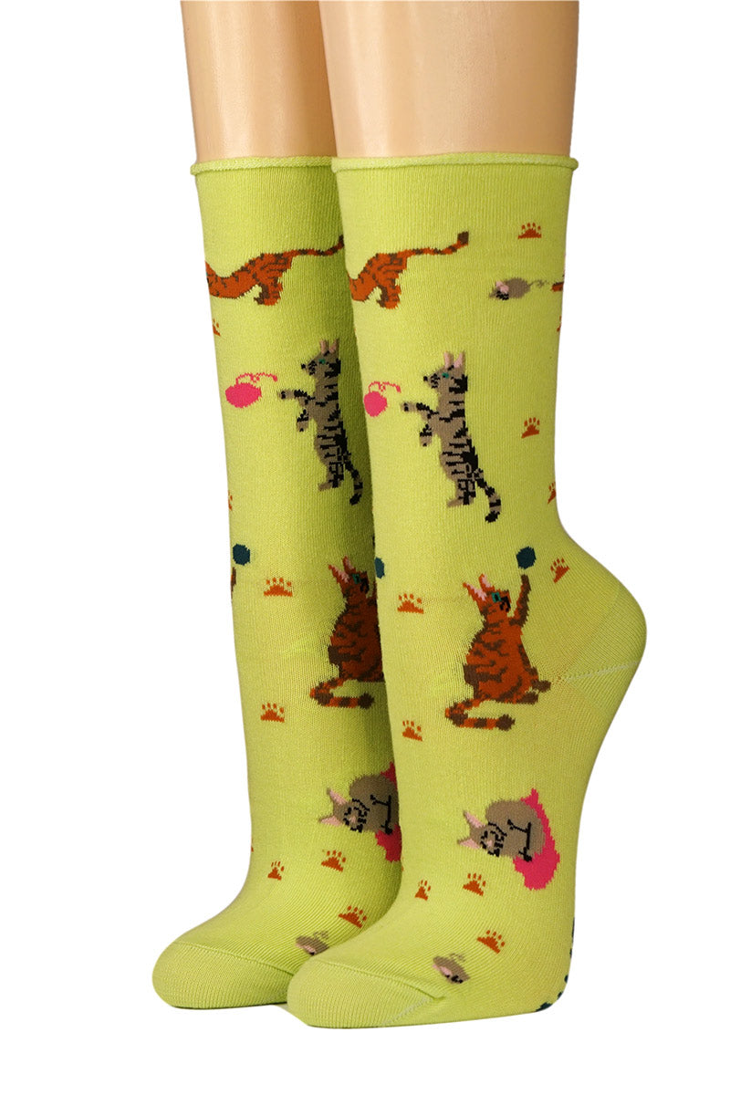 hellgrüne Damensocken mit Mäusen und Katzen Crönert